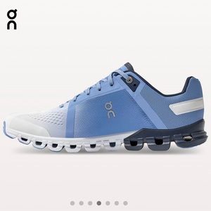 On cloud womens sneakers